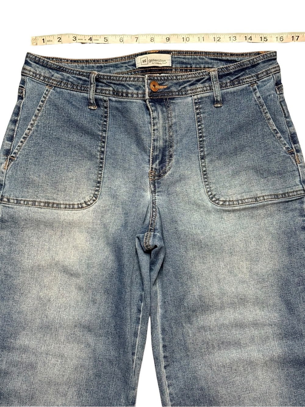 RE Generation by Celebrity Pink Wide Leg Jeans Women’s 11/30 Light Wash - Picture 4 of 10